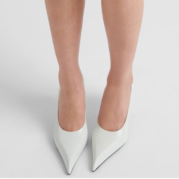 Prada Leather White Pumps Contemporary Pointed To Elegant Shoes Heels Size 40.5 - Picture 2 of 11